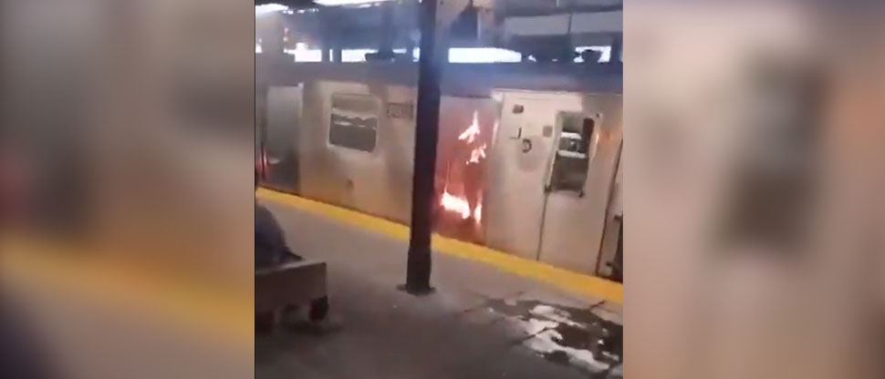 E.E.U.U: mujer fallece tras ser incendiada en el metro de New York