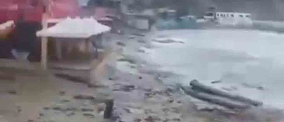 PERÚ: fuertes oleajes provoca daños en las playas  de Piura y Tumbes