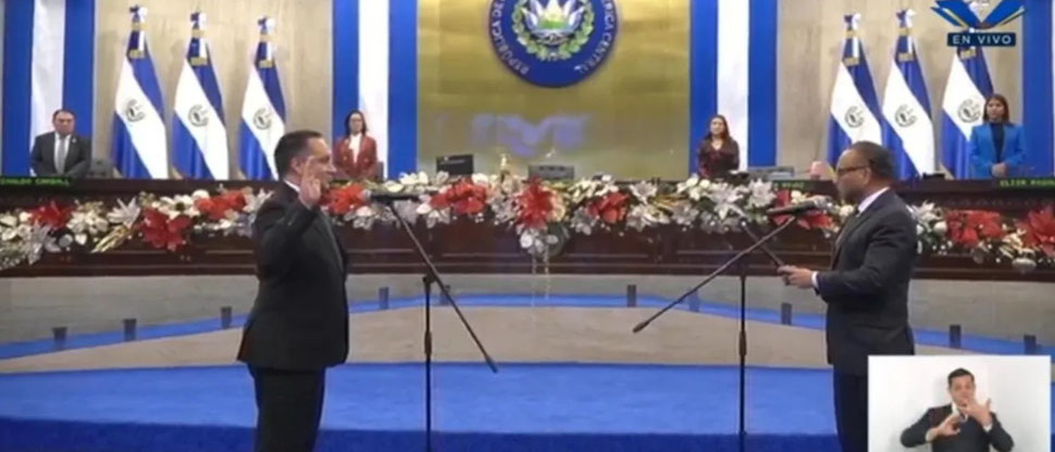 Rodolfo Delgado seguirá al frente de la FGR
