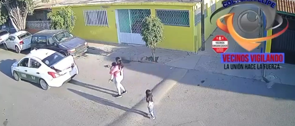 MÉXICO: Taxista Roba los regalos a una familia y provoca la ira de sus compañeros