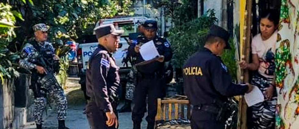 PNC realiza operativo en colonias de San Marcos
