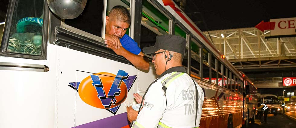 VMT hace llamado a empresarios del transporte colectivo para verificar estado de las unidades