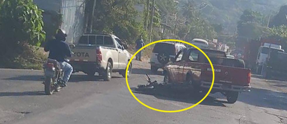 Joven conductor resulta lesionado tras accidente en Nejapa