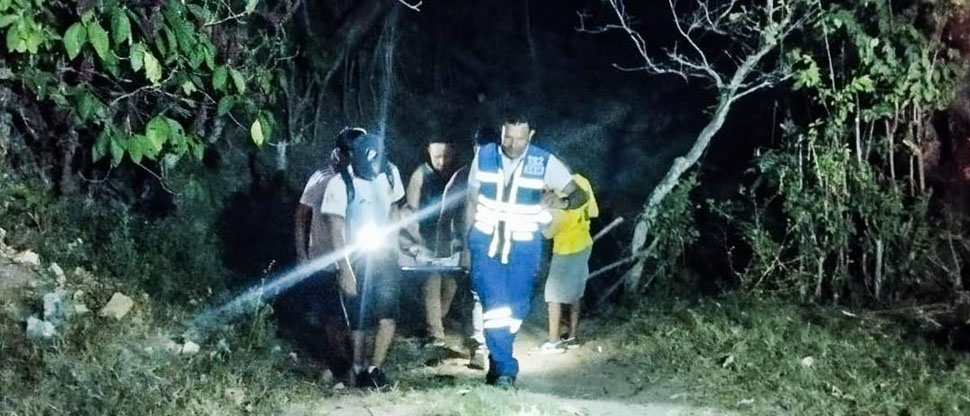 Rescatan a turista que se lesionó mientras realizaba senderismo en un cerro de Apopa
