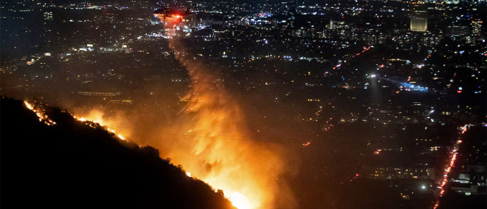 Arde Hollywood: Incendios en las colinas ponen en riesgo el Paseo de la Fama