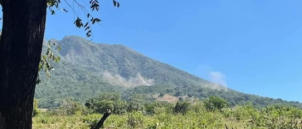 Registran deslizamientos de tierra en distintos puntos a causa del sismo de magnitud 6.3