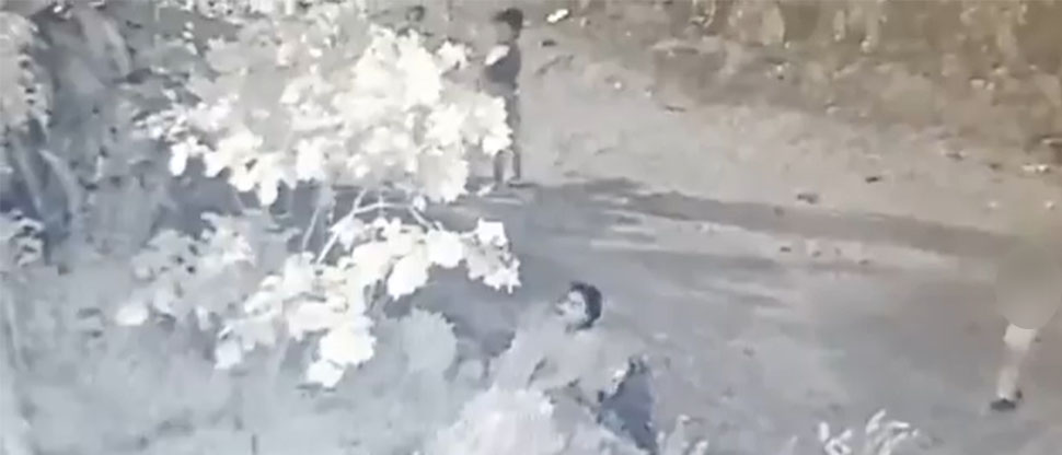 Sorprenden a 2 mujeres acompañadas de un niño robando plantas en Chalchuapa