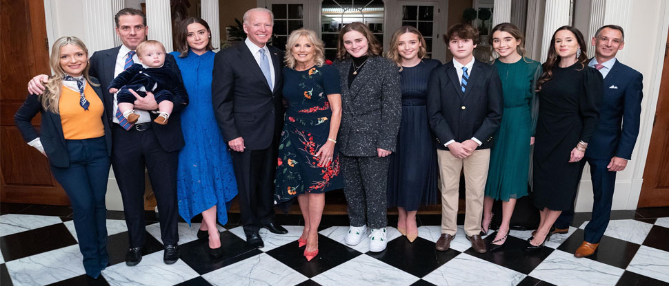 Joe Biden emite un perdón presidencial preventivo a favor de toda su familia 