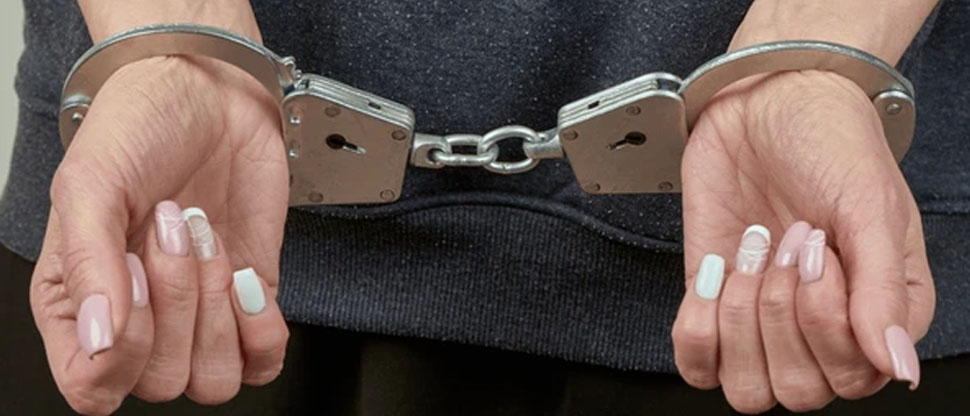 Colaboradora de la MS-13 es condenada a 44 años de cárcel por extorsión