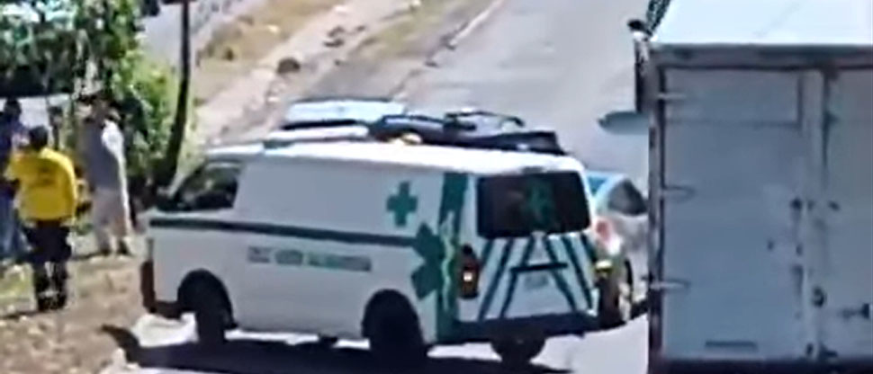 Se registra triple choque en la carretera de Oro en sentido hacia San Martín