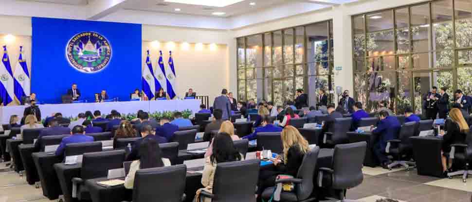 Aprueban la eliminación de la deuda política