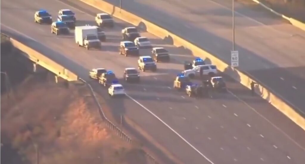 Policía cierra carretera en Carolina del Sur por amenaza de bomba