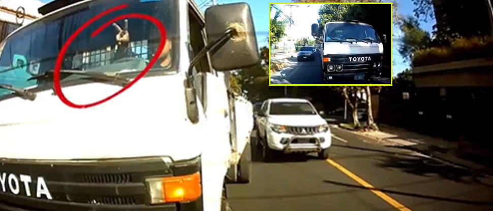 Denuncian a conductor que pudo ocasionar un accidente tras hacer maniobras peligrosas