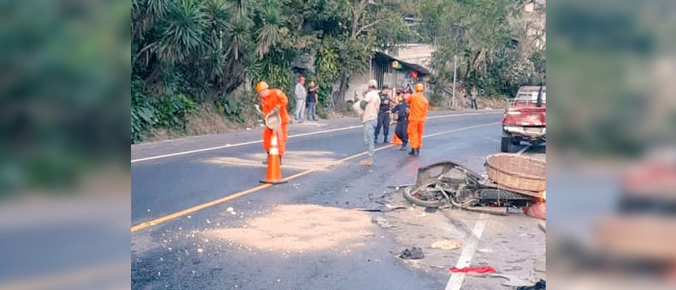 Un fallecido y varios lesionados deja fuerte accidente en Chalatenango