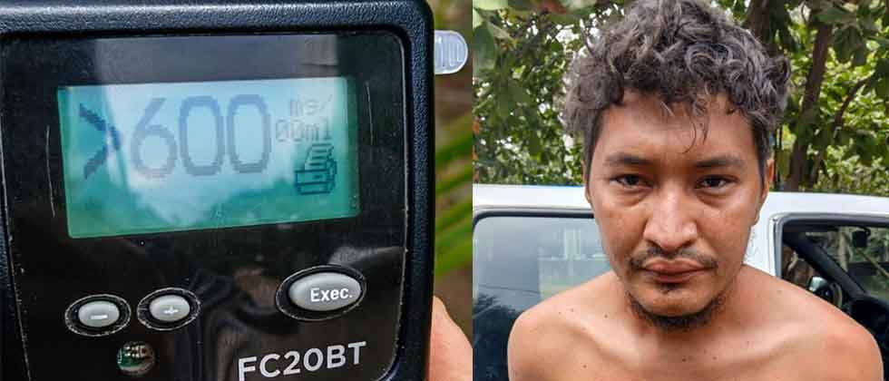 ¡Hasta hinchado estaba de tanto guaro¡: Conductor rompe récord en alcotest