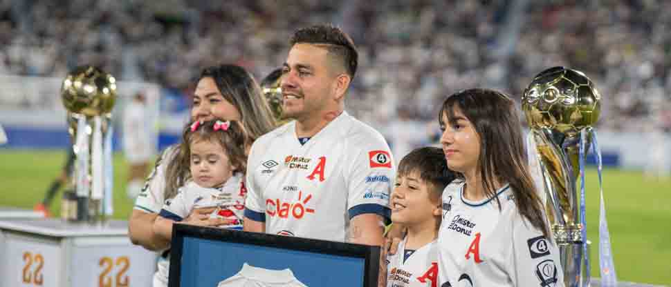Fito Zelaya agradece por lo que vivió el pasado sábado en su despedida