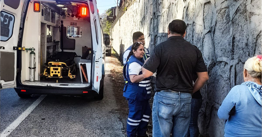 Motociclista resulta lesionada tras percance vial en carretera Troncal del Norte