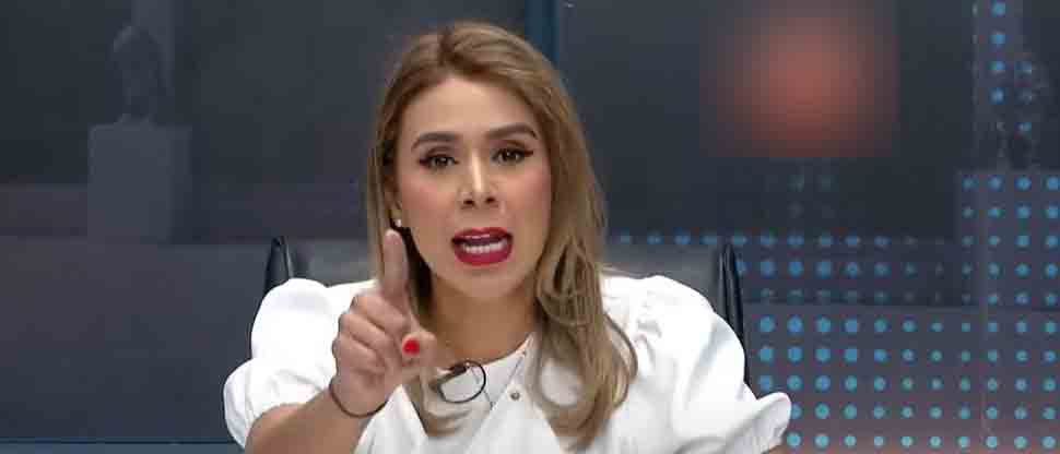 Sigue la tensión: Marcela Villatoro llama «niño de 7 años» a Carlos García