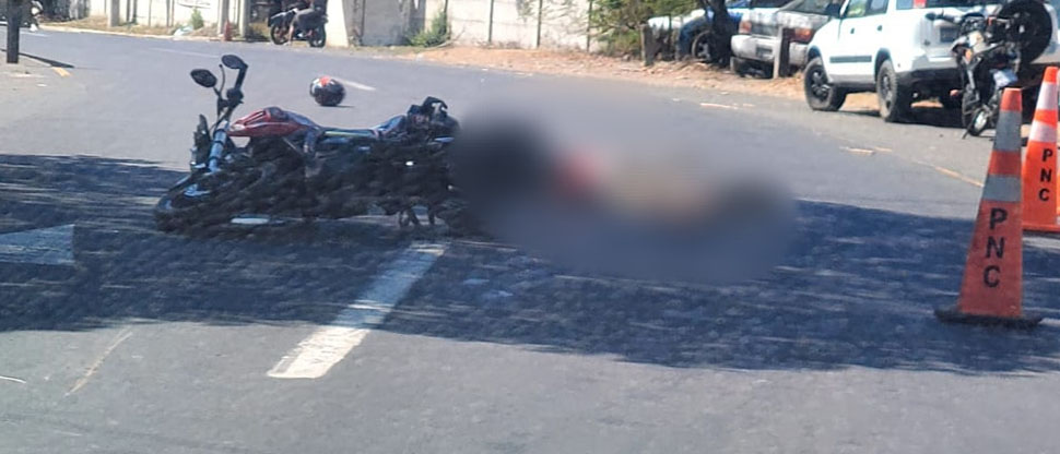 Motociclista pierde la vida tras accidentarse en carretera Litoral
