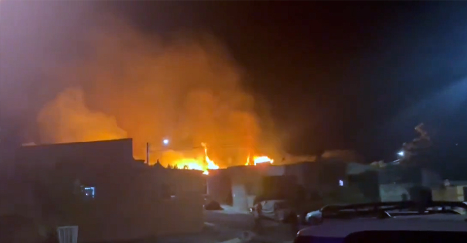 Reportan incendio de grandes proporciones en Nuevo Lourdes, Colón