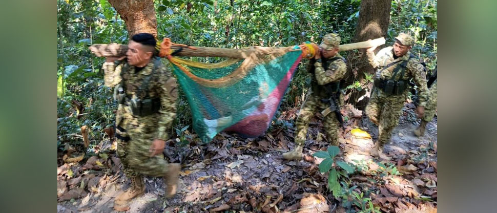 Elementos de la Fuerza Armada rescatan a señor desaparecido en Cuscatlán