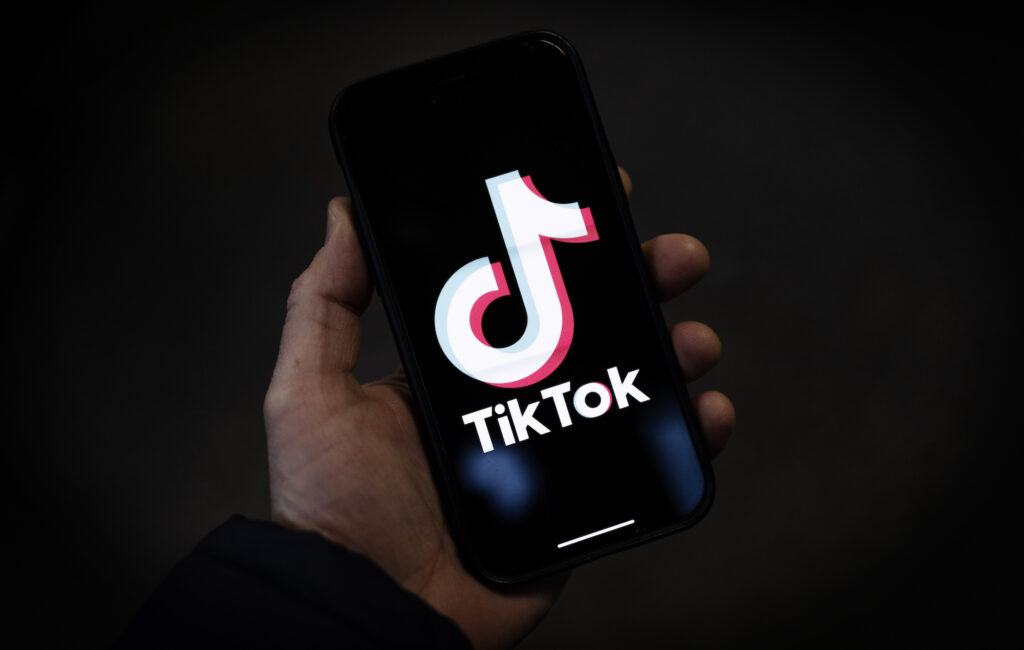 Amazon lanza oferta para hacerse con la totalidad de TikTok