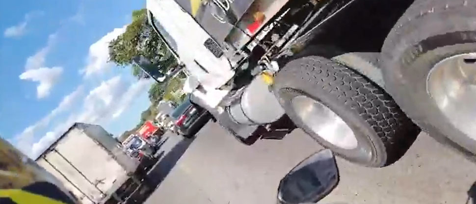 Reportan tráfico pesado en carretera a Quezaltepeque por un camión con desperfectos mecánicos