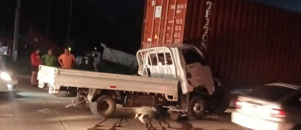 Grave accidente arrebata la vida de un conductor en La Libertad