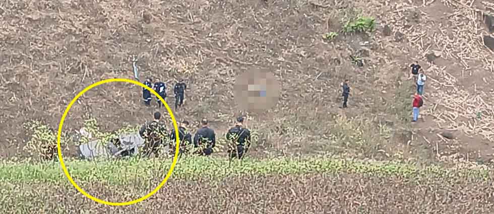Pick up cae a un precipicio sobre la carretera que de Sonsonate lleva a Santa Ana