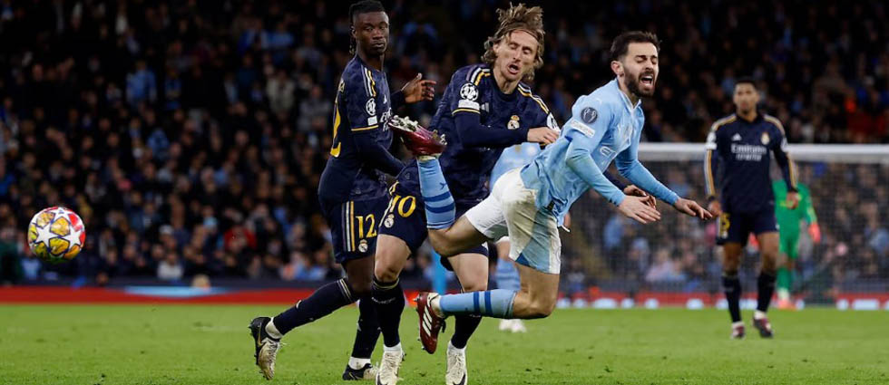 Madrid y City inician con vergonzosas derrotas su camino previo a enfrentarse en Champions
