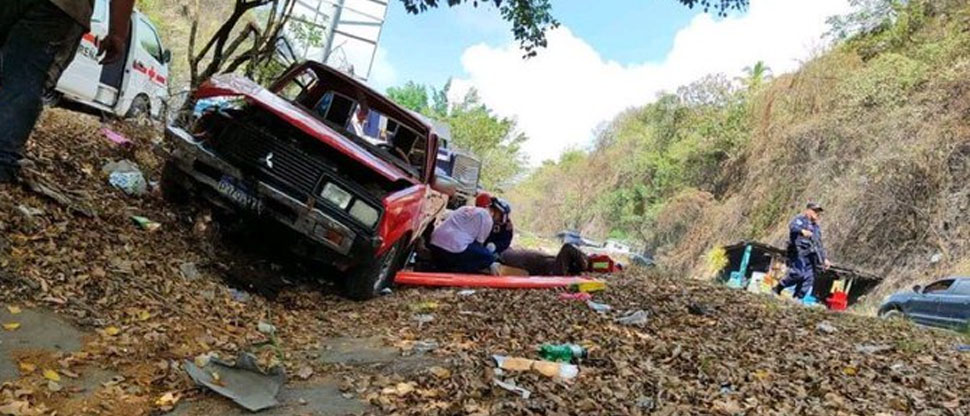 Una persona lesionada es el saldo de un accidente de tránsito en Cojutepeque
