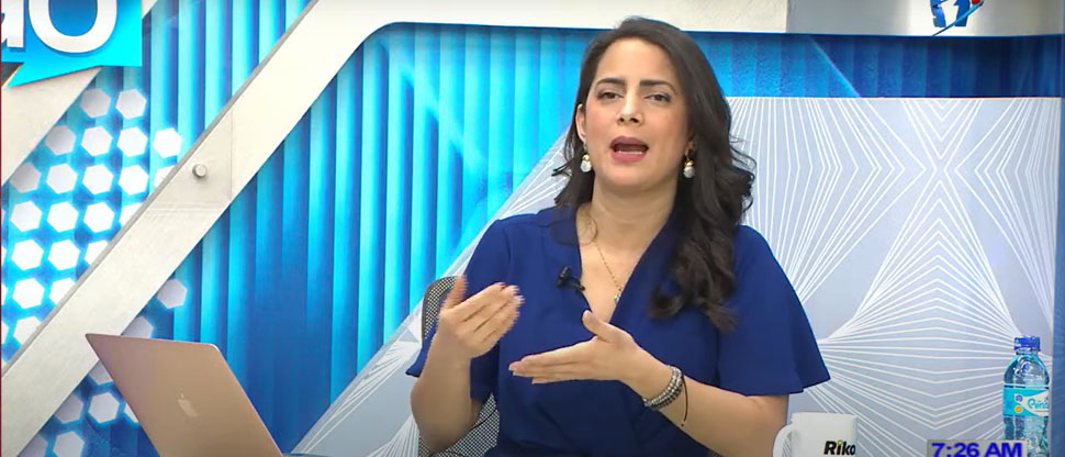 Claudia Ortiz apunta hacia ARENA y dice que parece “huacal quebrado”