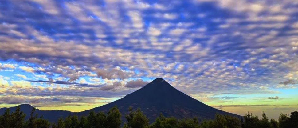 Guatemaltecos captan nubes “aborregadas” antes del sismo que sacudió su país esta madrugada