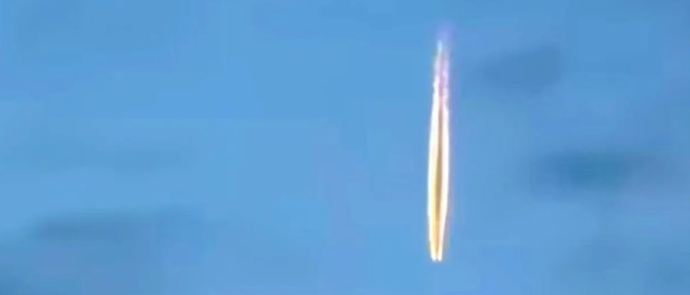 Captan un OVNI luminoso en el cielo de Quetzaltenango