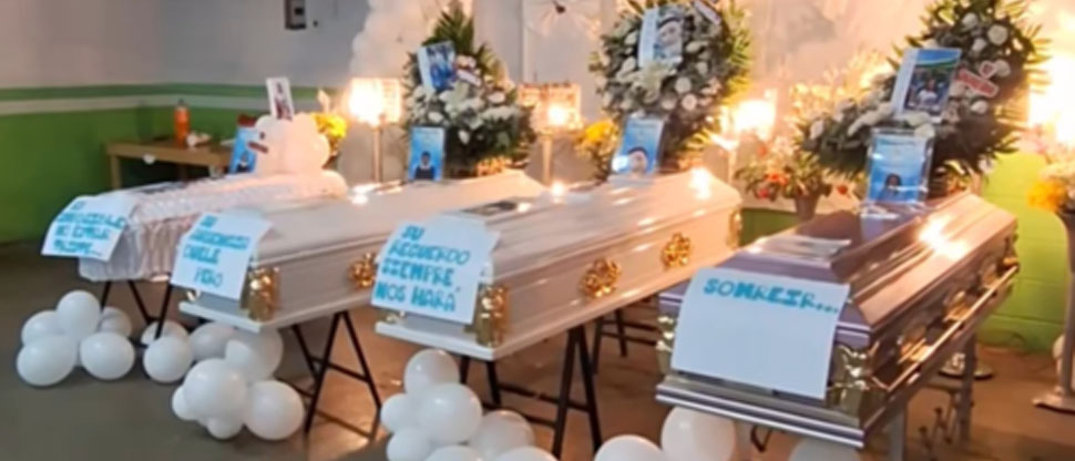 Velan restos de maestra y sus 3 hijos fallecidos en accidente de bus en Guatemala