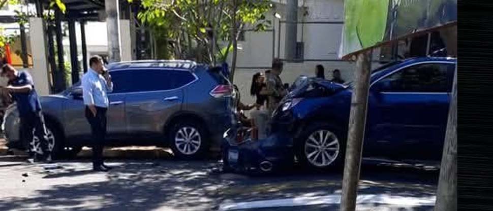 Imprudencia de conductor termina en accidente vial en Santa Ana