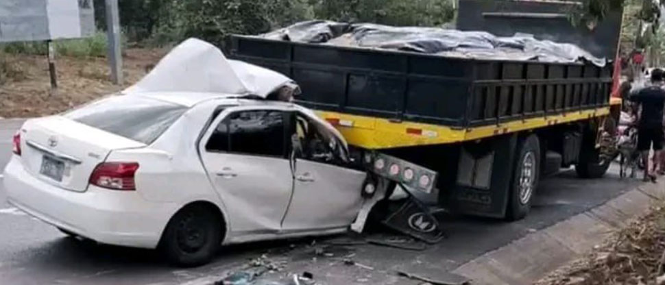 Una persona fallecida en fuerte accidente de tránsito en Izalco