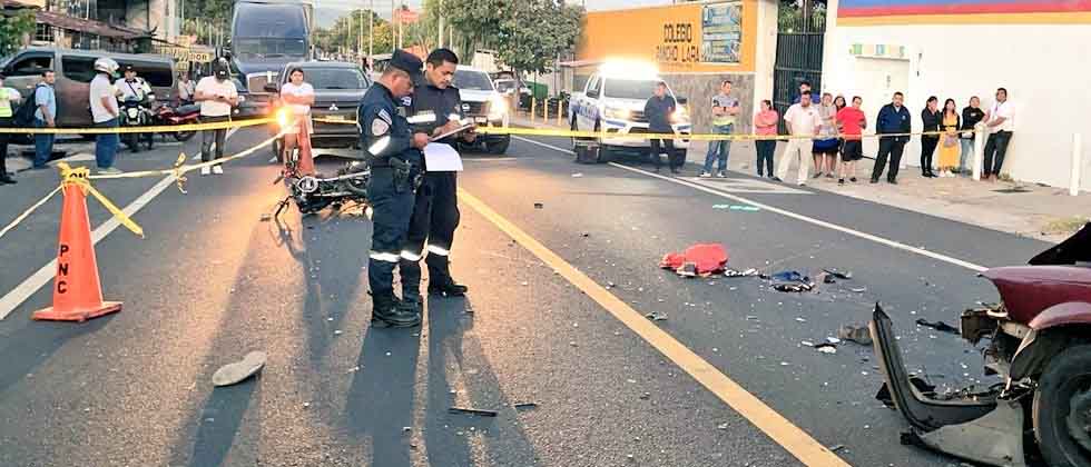 Dos personas fallecidas tras brutal choque en San Martín