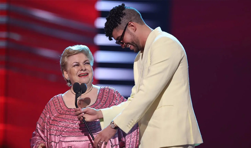 Así reaccionó Bad Bunny tras la muerte de Paquita la del Barrio