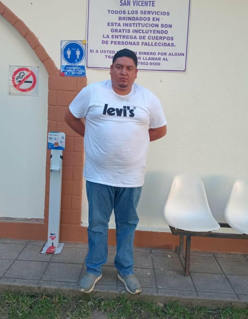 Conductor que atropelló a motociclista en San Vicente resultó con 216° de alcohol