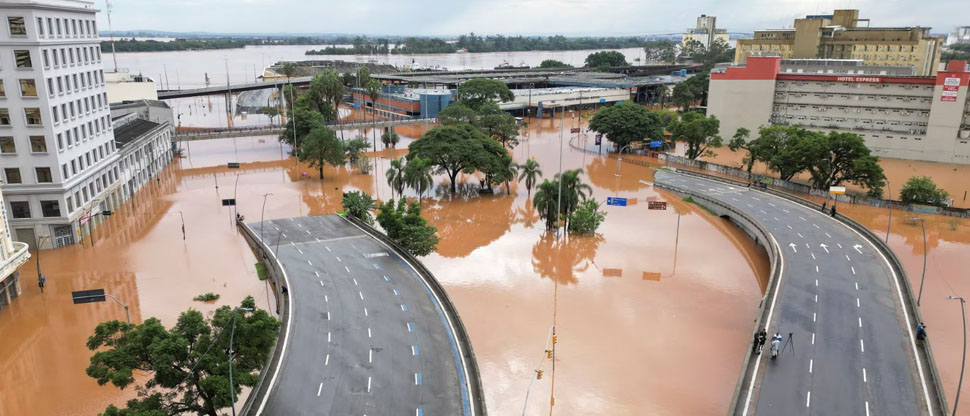BRASIL: Temporal provoca Inundaciones, autos varados y cortes de ruta
