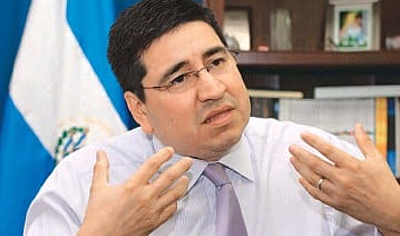 Fiscalía pide que exdiputado Douglas Avilés y su esposa sean obligados a reintegrar al Estado más de $320 mil