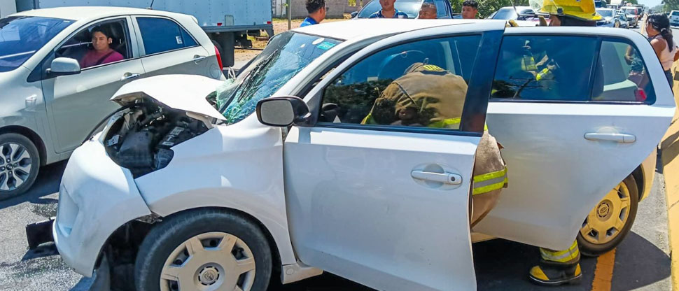 Fuerte accidente de tránsito deja un fallecido en Acajutla