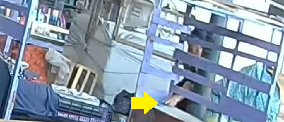 Hurtó un celular dentro de un mercado sin imaginar que sería grabado
