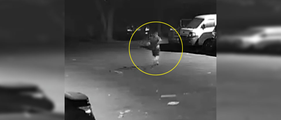 Sujeto huye al activarse alarma de vehículo al que intentaba abrir en Ilopango