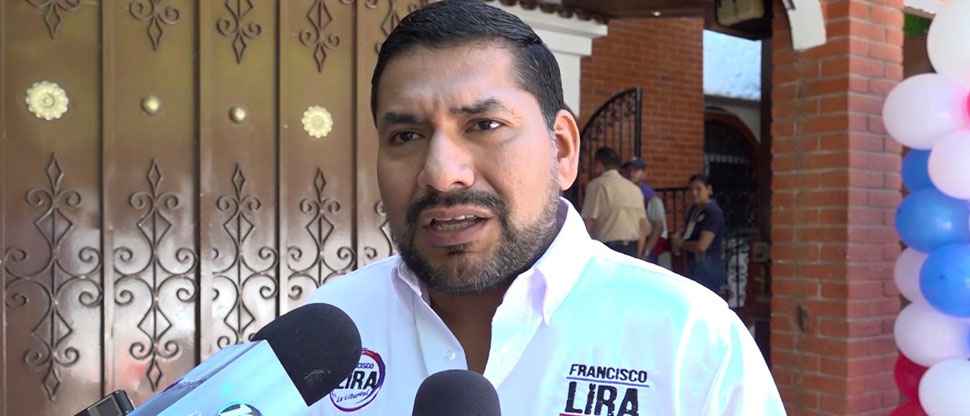 Diputado Francisco Lira pide a Marcela Villatoro y Carlos Saade dejar el show