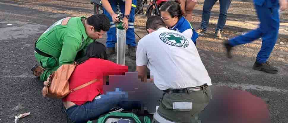 Microbusero bota a niña de 11 años por manejar a excesiva velocidad