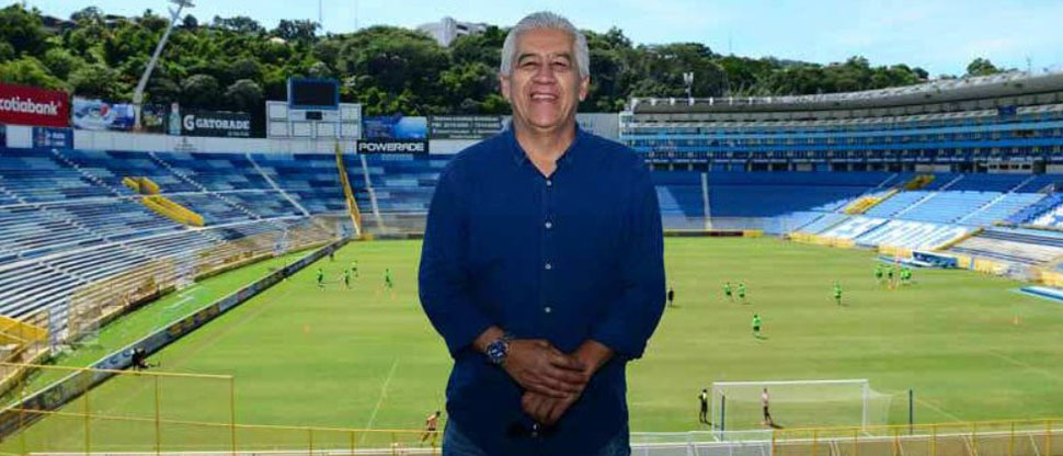 “Sigue luchando por su vida”: aseguran familiares de Norberto Huezo