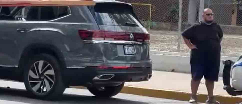 Soyacity resulta ileso tras accidente de tránsito