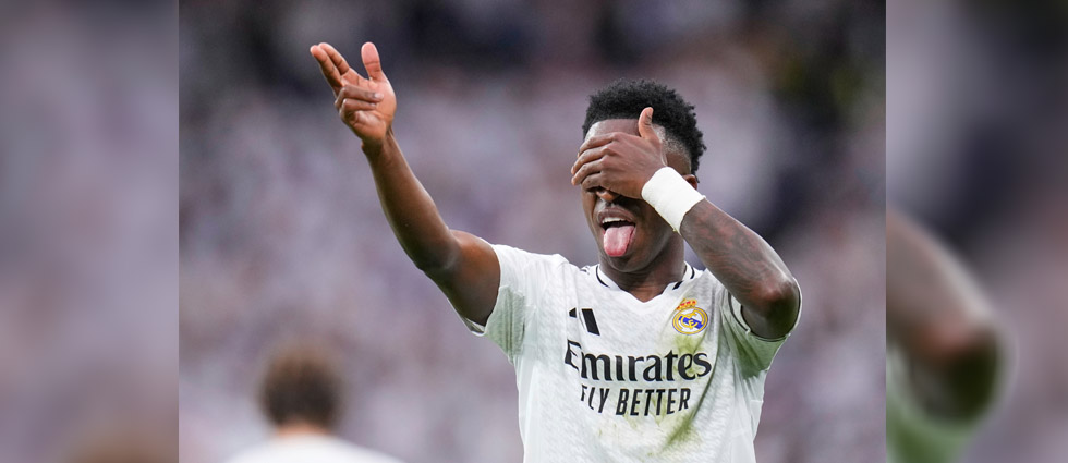 Vinícius pletórico le da la victoria al Madrid y ‘calienta motores’ para la Champions